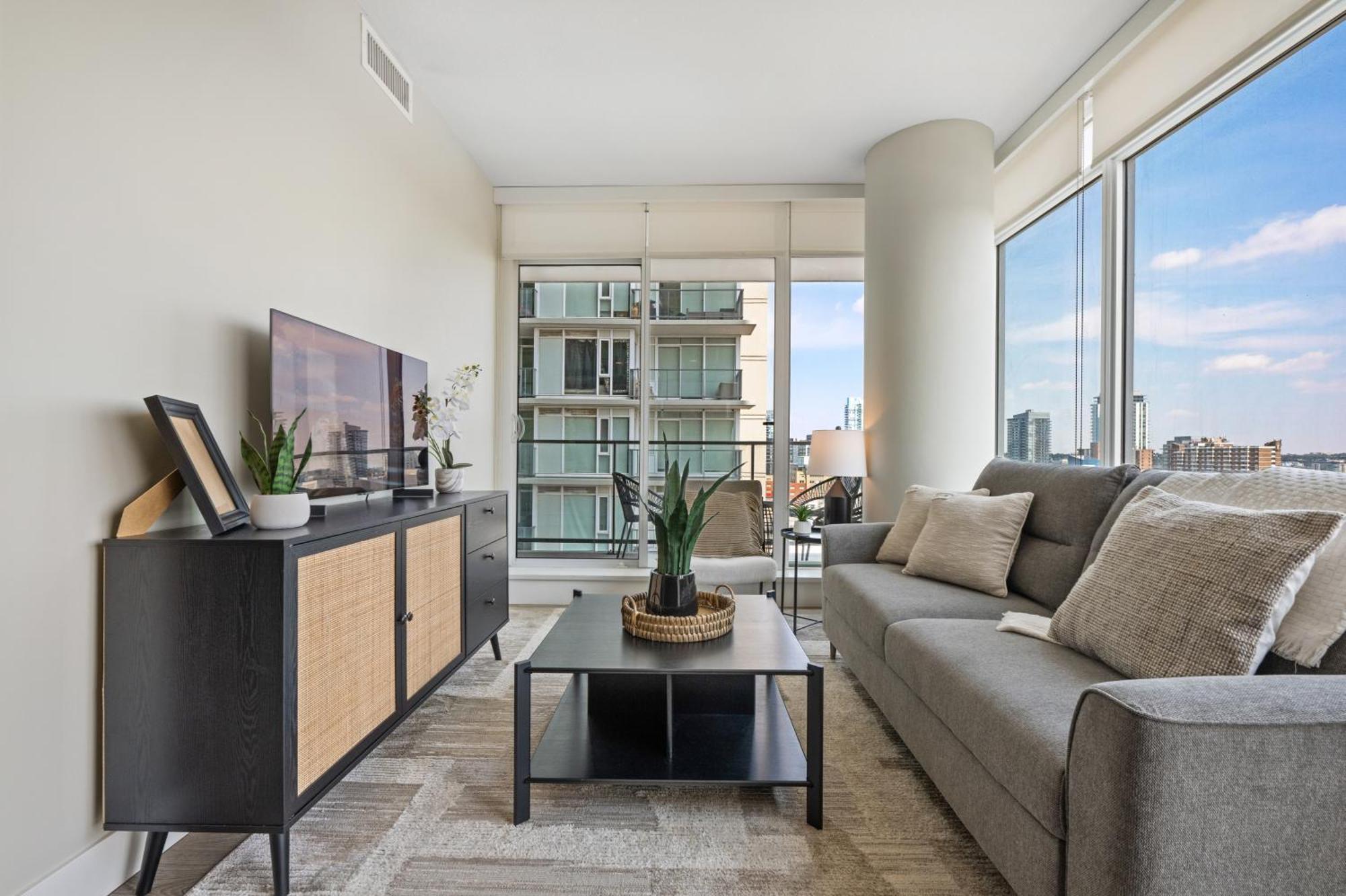 Modern Suite Calgary Downtown 5 Min Walk Stampede Buitenkant foto