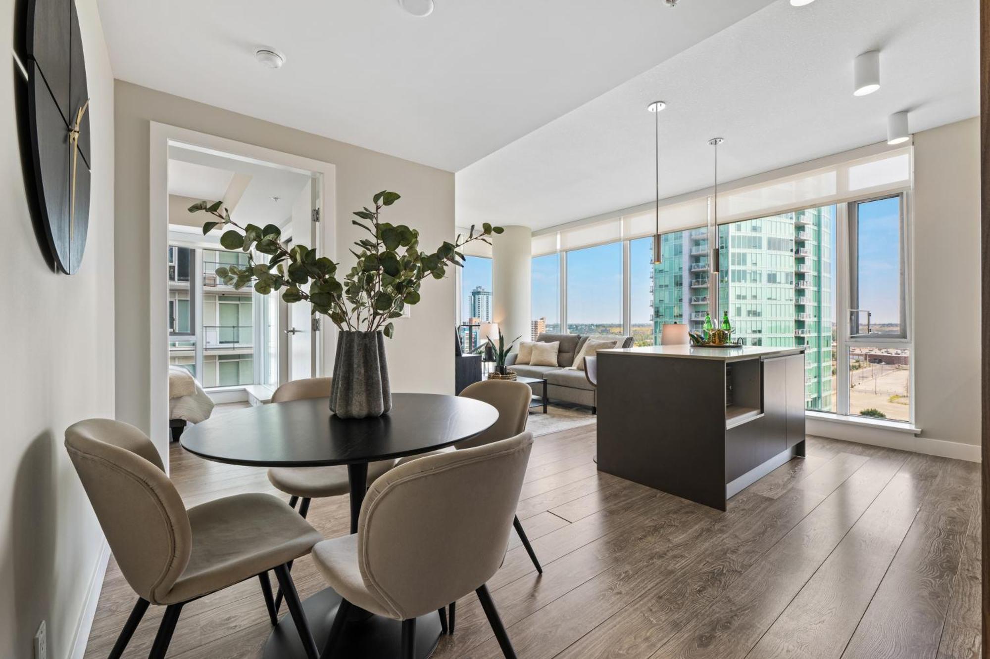 Modern Suite Calgary Downtown 5 Min Walk Stampede Buitenkant foto