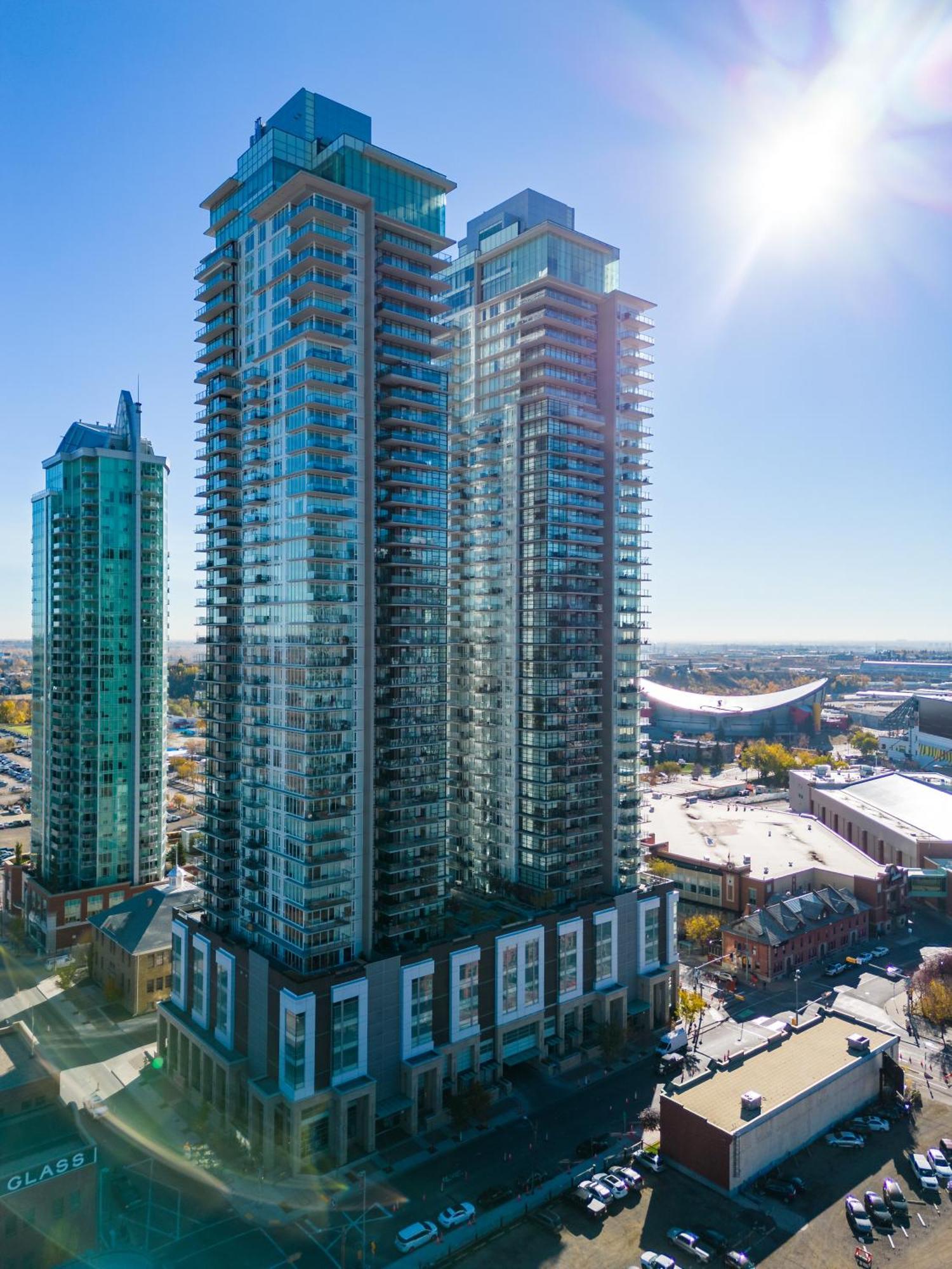 Modern Suite Calgary Downtown 5 Min Walk Stampede Buitenkant foto