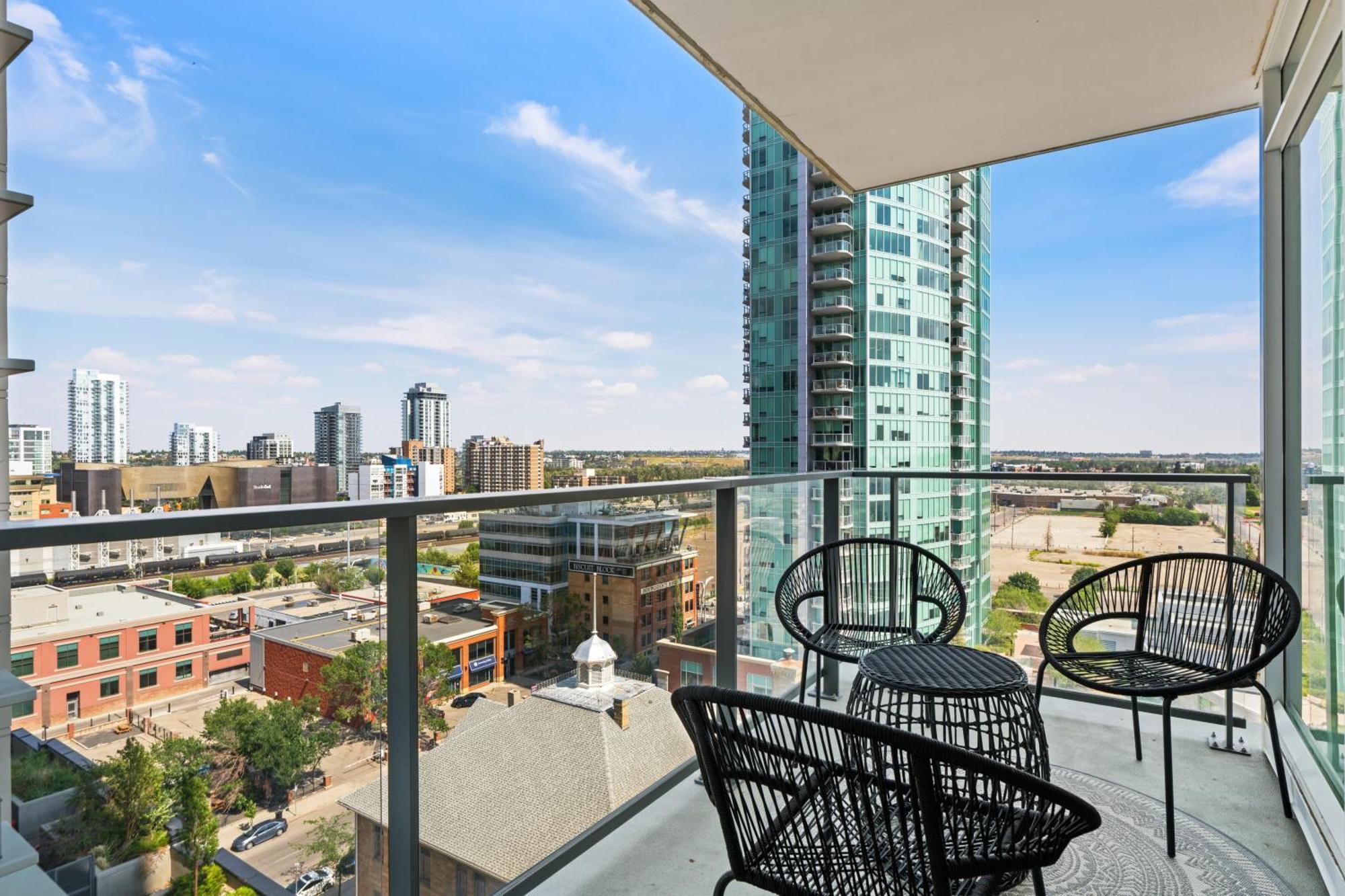 Modern Suite Calgary Downtown 5 Min Walk Stampede Buitenkant foto