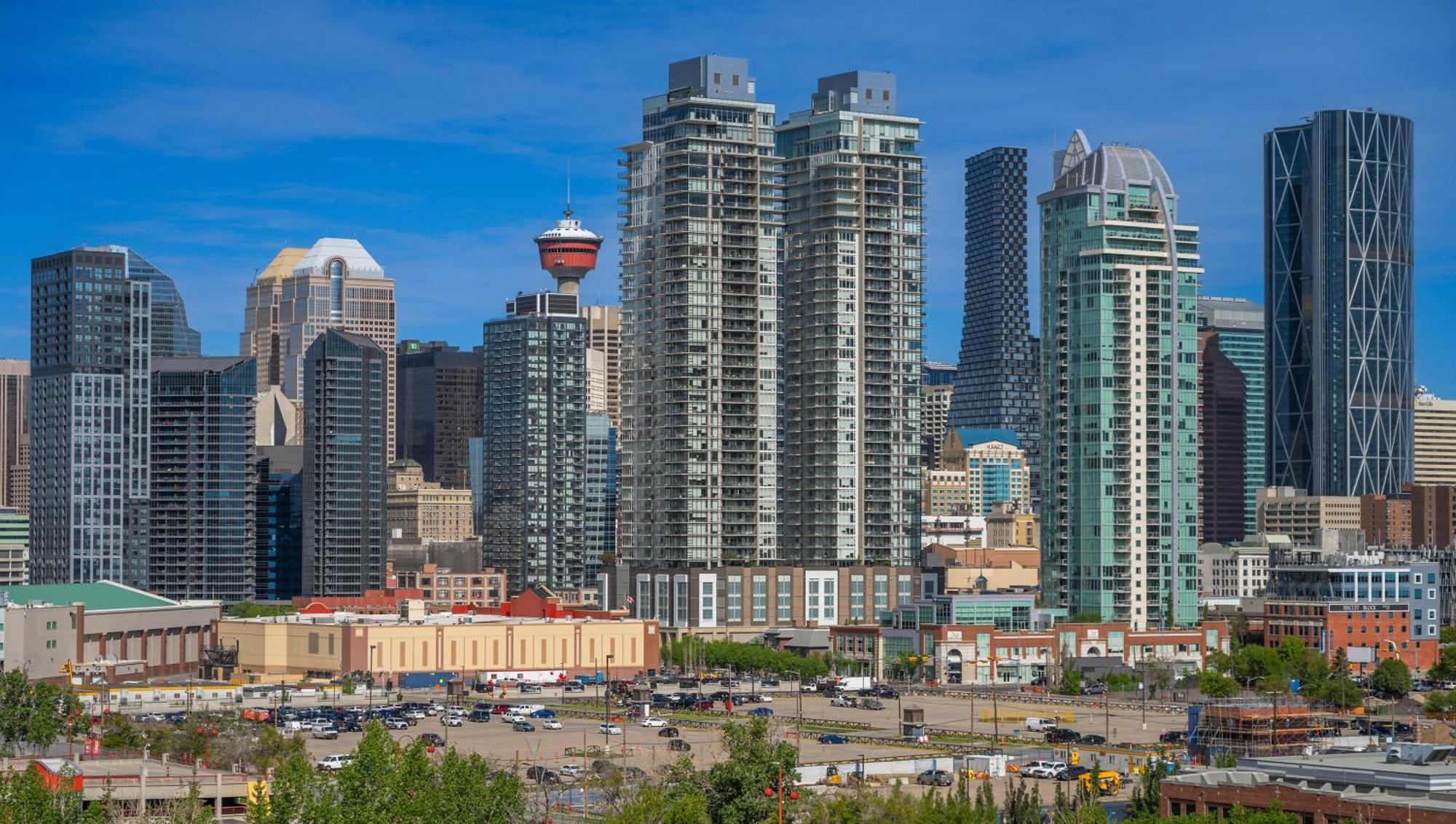 Modern Suite Calgary Downtown 5 Min Walk Stampede Buitenkant foto